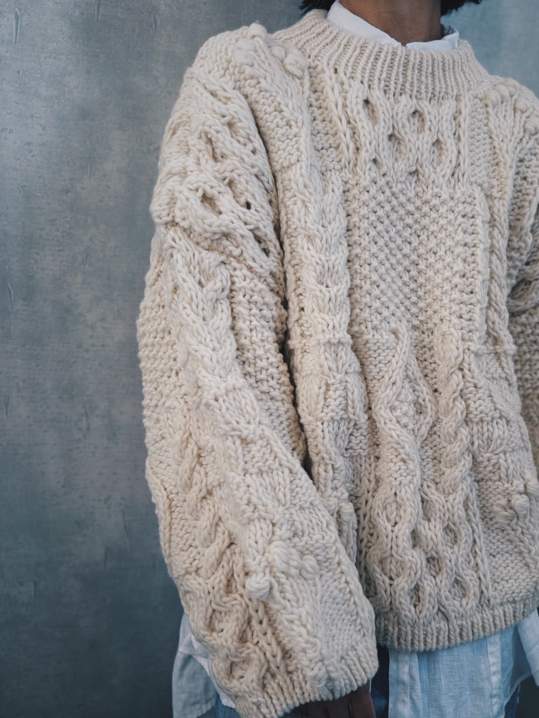 Hand made pull-over / WHITE