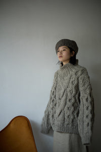 Hand made turtle knit / NATURAL-GRAY