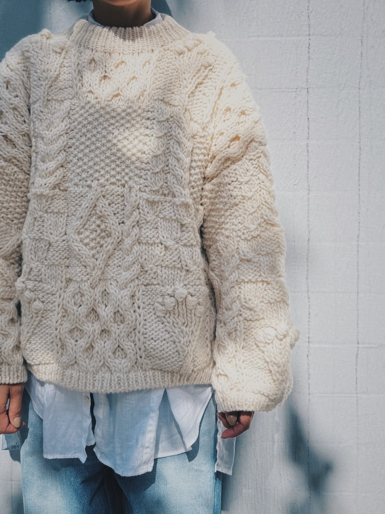 Hand made pull-over / WHITE