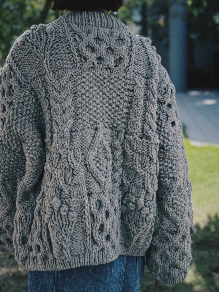 Hand made pull-over / NATURAL-GRAY