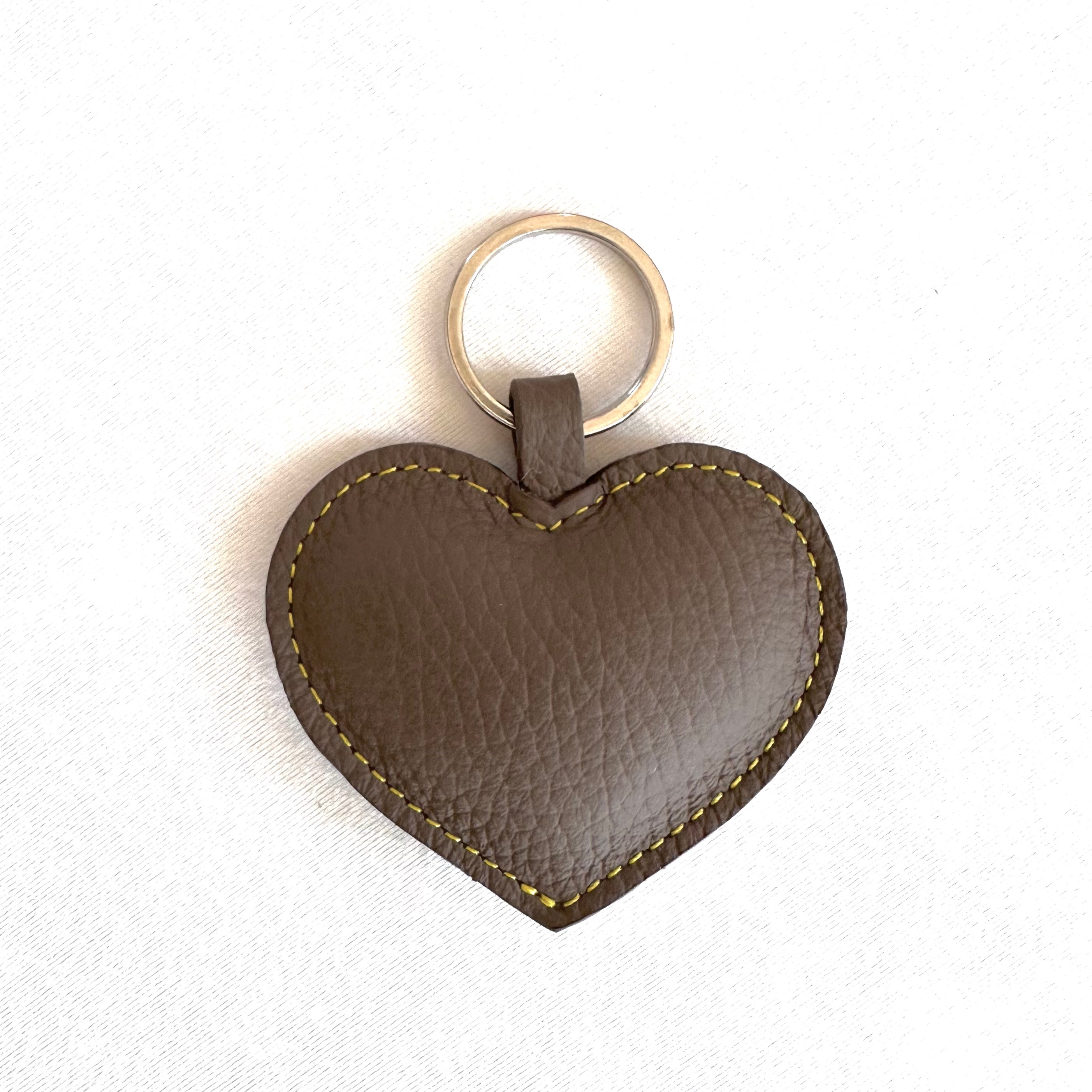 Leather heart charm / MOCHA