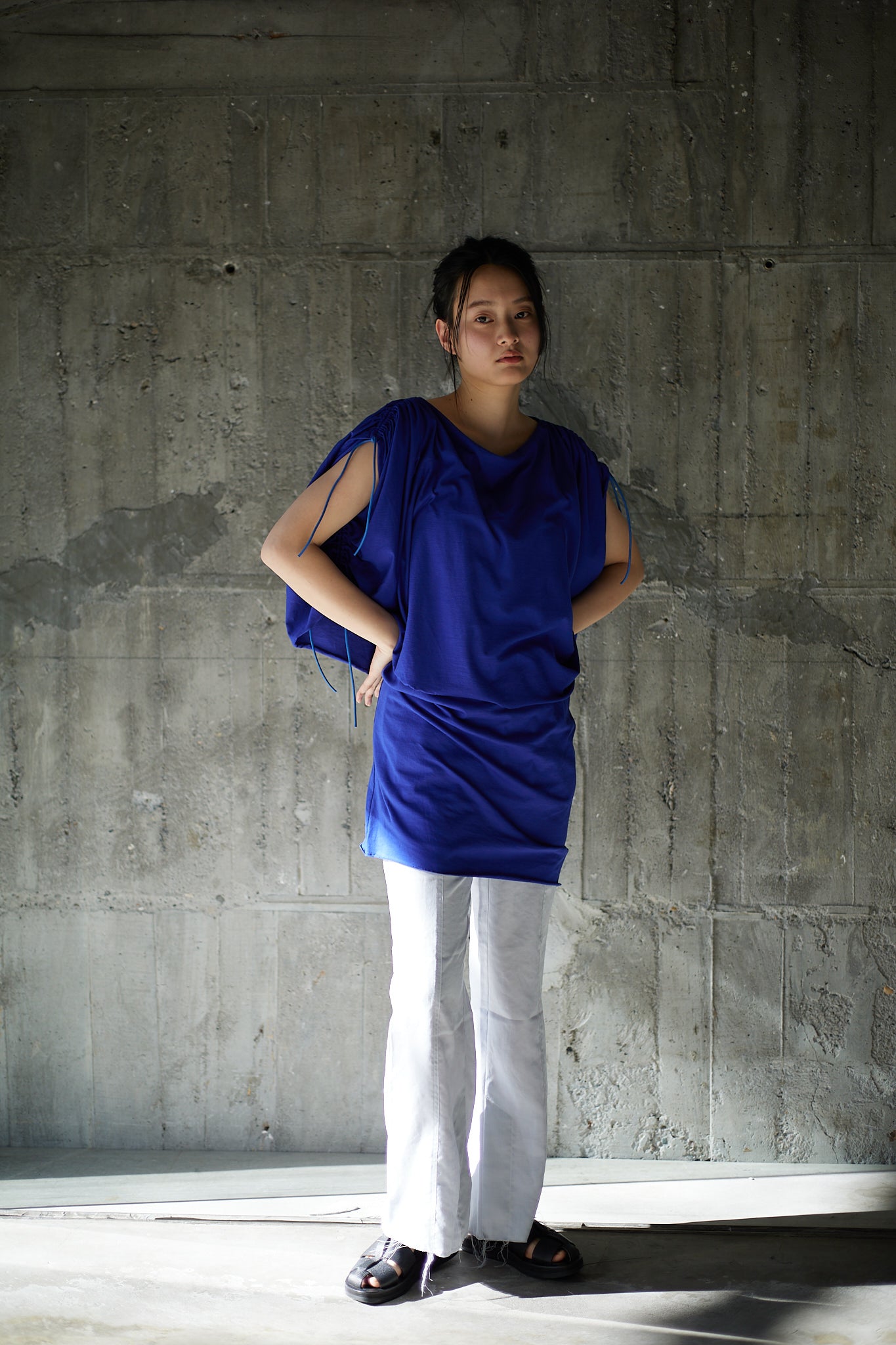 Layered gather tee / BLUE