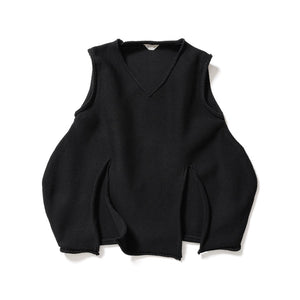 Slit knit vest / BLACK