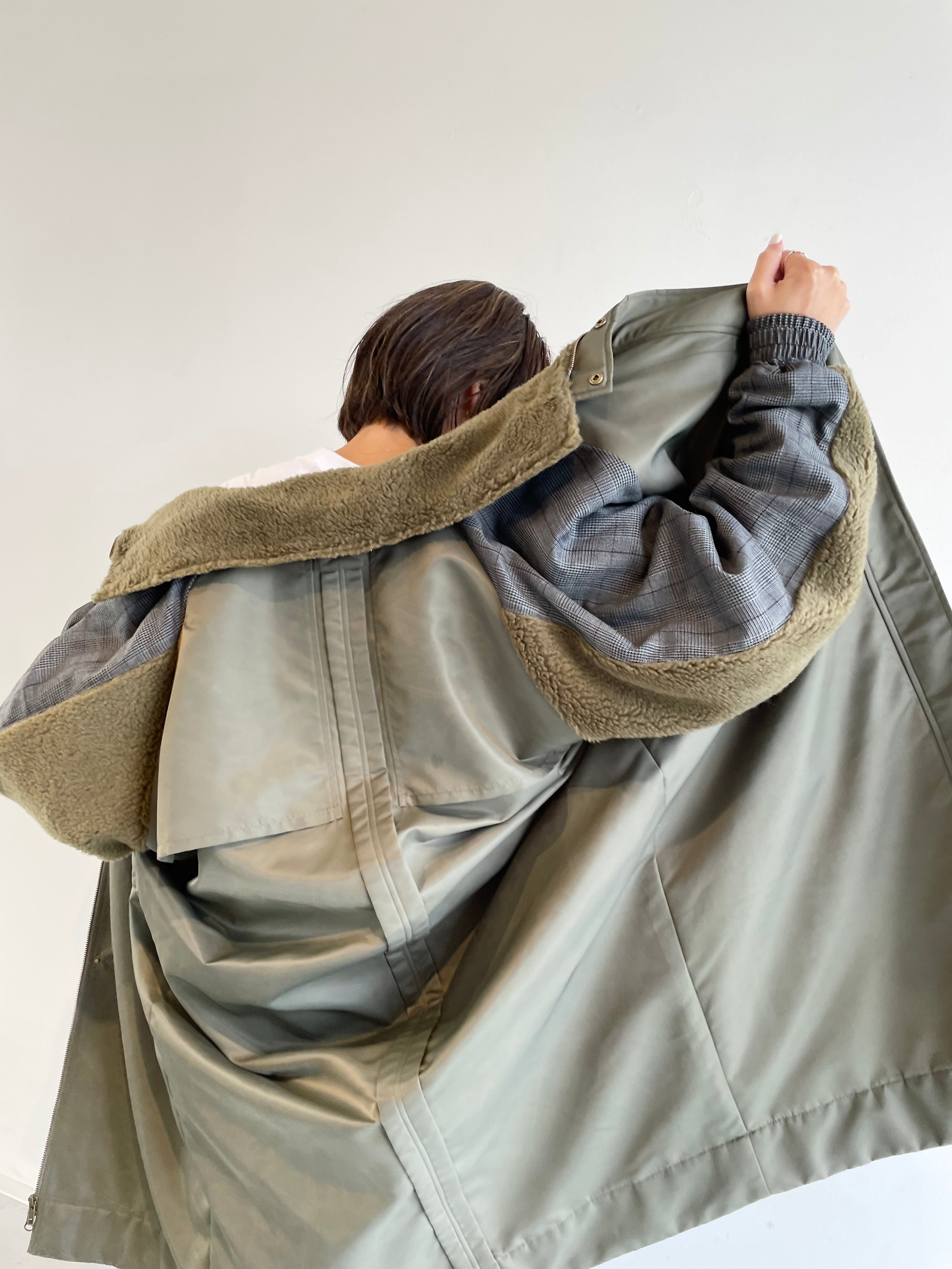 Recycled nylon long coat / OLIVE