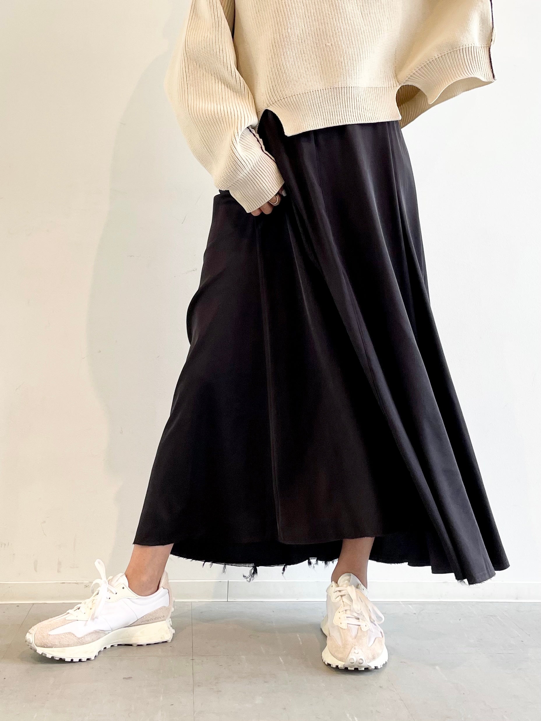 Vintage satin long skirt / NAVY